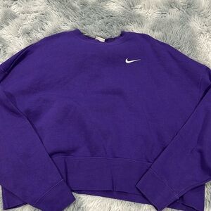 Purple Nike cropped women’s crewneck